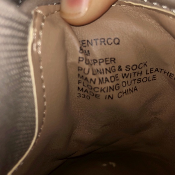 Steve Madden slip on sneakers - Picture 3 of 3